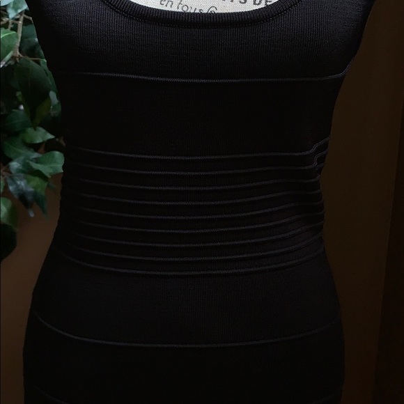 Beautiful, crochet open back bandeau dress - Picture 5 of 10